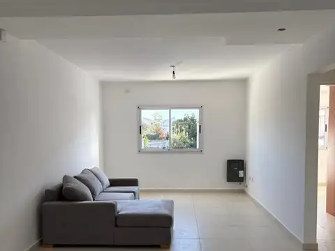 139 700, Piso 1°