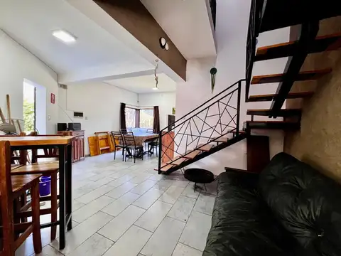 VENTA DOS DUPLEX CON PILETA VILLA LA BOLSA