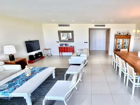 Departamento en Venta de 4 dormitorios