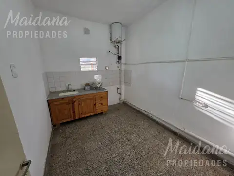 Casa en Alquiler con 1 cochera