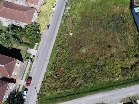 Terrenos y Lotes en Venta en Gonnet [Cod: 672]