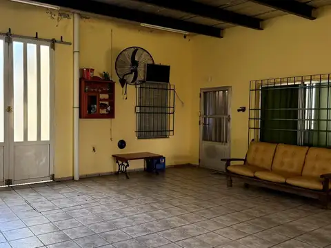Casa en Venta - Fray Luis Beltran