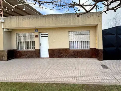 Casa en Venta - Fray Luis Beltran