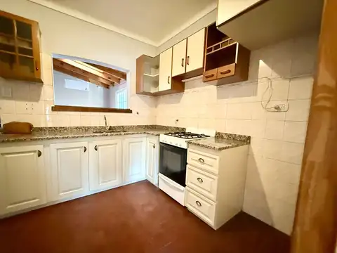 Depto Tipo Casa en Venta en Temperley, USD 99.000