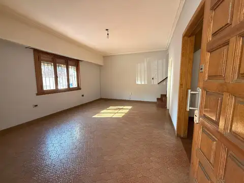 Depto Tipo Casa en Venta de 4 dormitorios
