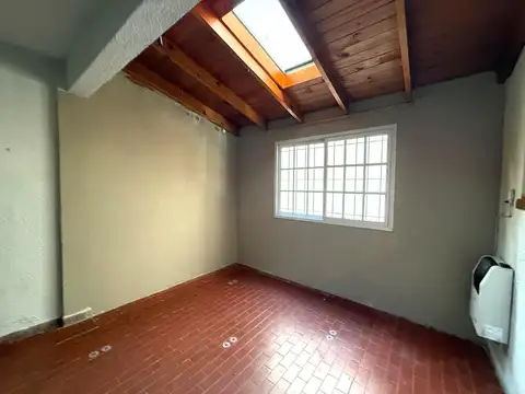 Depto Tipo Casa en Venta al Este