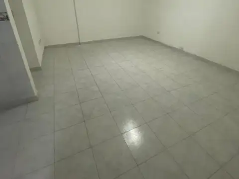 ANATOLE FRANCE 2000, Piso 2