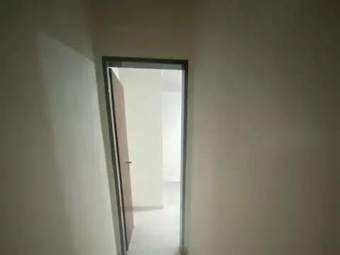 Departamento en Alquiler en Lanus Este, $ 550.000