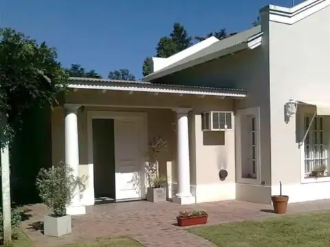 QUINTA EN HOSTERIA SUR- LUJAN