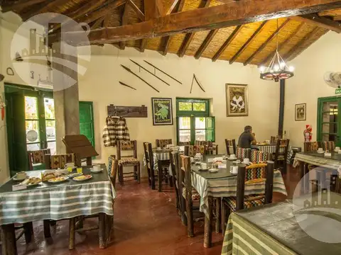 Hotel en Venta 80 años