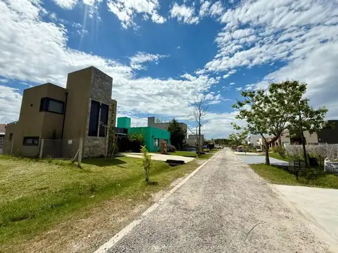 Terreno en Venta en Laguna Azul, USD 19.900