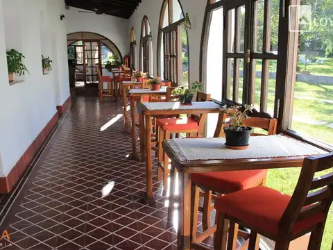 Hotel en Venta 50 años
