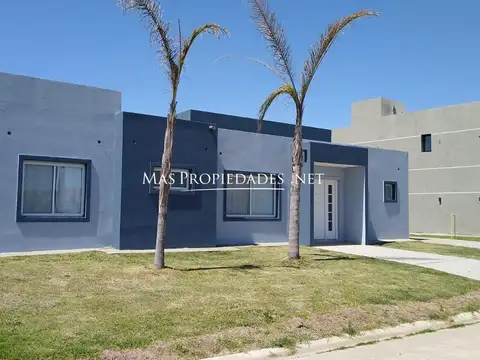 Venta Casa en Lagos De Canning 3 Dormitorios