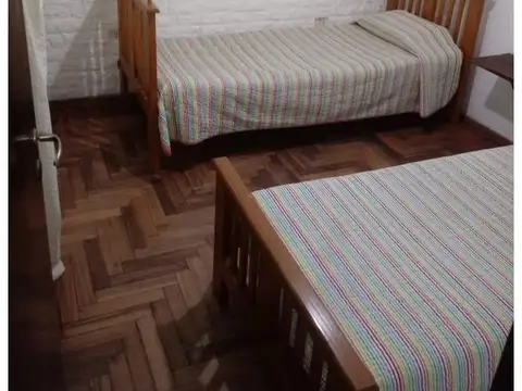 Depto Tipo Casa en Venta en Parque Luro, USD 70.000