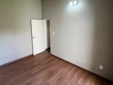 Depto Tipo Casa en Venta en Villa Ballester, USD 56.000