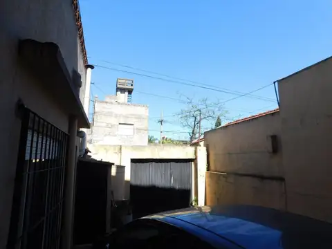 Depto Tipo Casa en Venta en Centro, USD 65.000