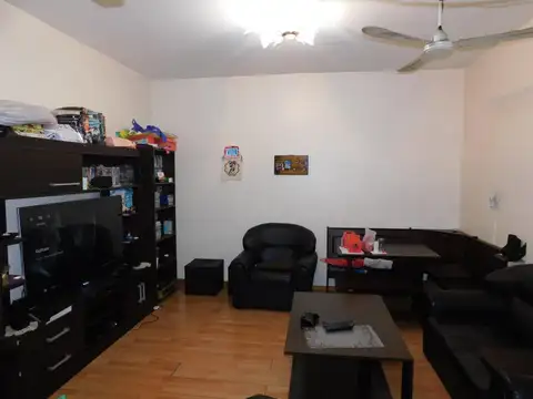 Depto Tipo Casa en Venta con 1 cocheras