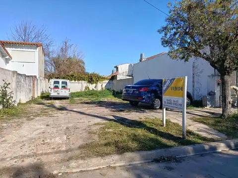 Lote 220m2 en Venta - Castelar Sur
