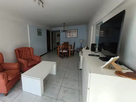 Departamento en Venta en La Perla Sur, USD 175.000