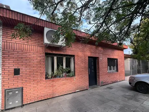 VENTA PH 4 AMBIENTES EN BANFIELD
