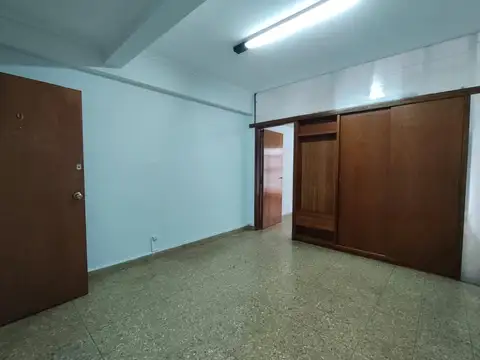 Oficina Comercial en venta o alquiler en Centro
