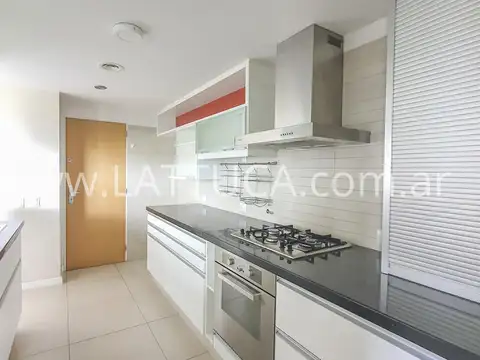 Departamento en Venta con 2 cocheras
