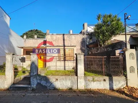 VENTA | CASA A RECICLAR EN LOTE PROPIO DE 8,66 X 28 M CON POTENCIAL DE DESARROLLO EN FLORIDA OESTE