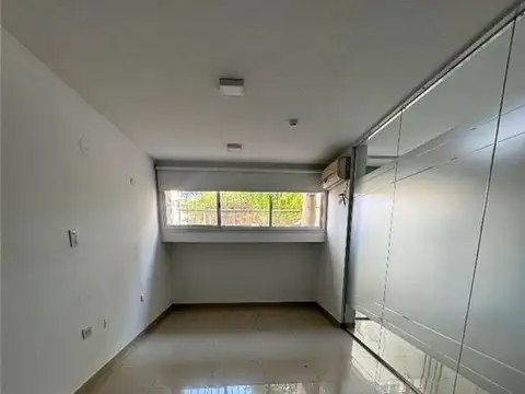 Oficina en Alquiler en Villa San Martín, $ 750.000
