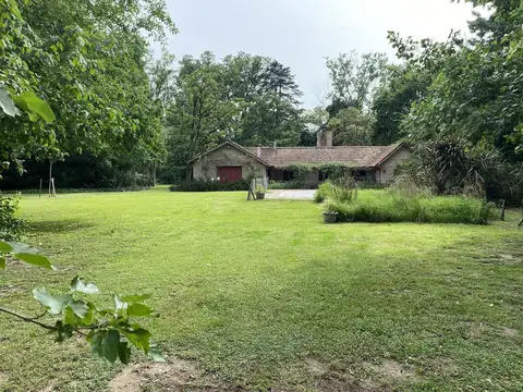 Casa 7 ambientes con 3 baños