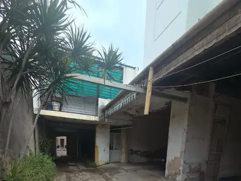 Galpon en Venta en Barrio Roma, USD 120.000