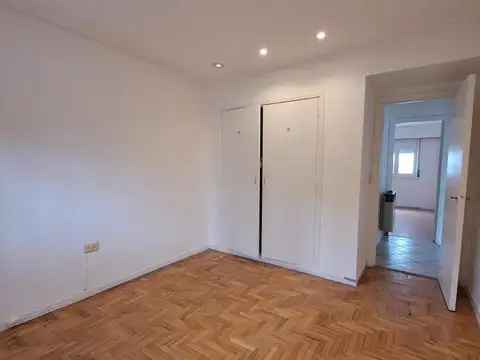 Depto Tipo Casa 4 ambientes con 1 baño