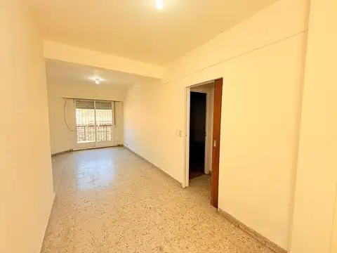 Depto Tipo Casa en Alquiler de 3 ambientes