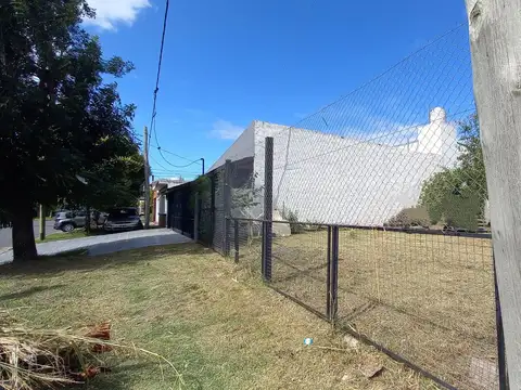 Terreno en Alquiler 30  mts Fondo