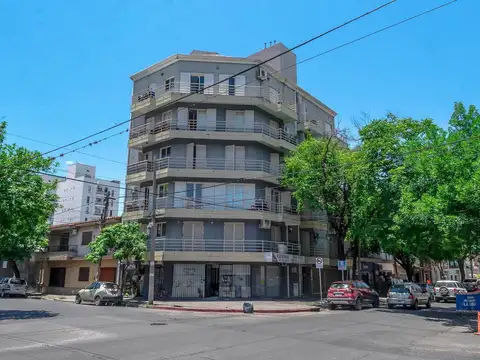 Centro. Alvear 300