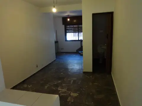 Depto Tipo Casa en Alquiler de 2 dormitorios