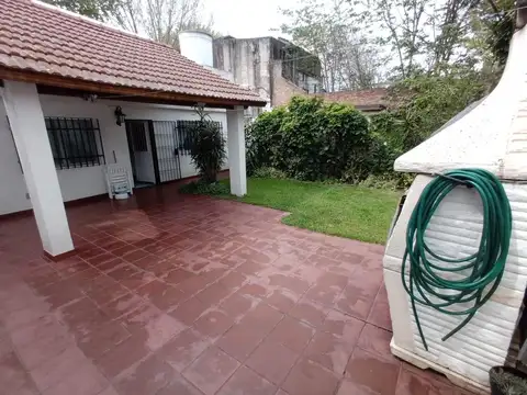 9 De Julio 100