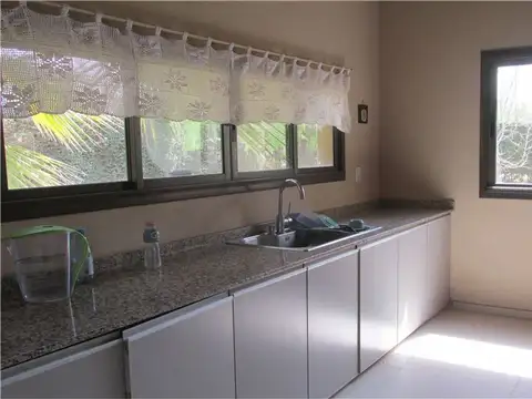 Casa en Venta al Este