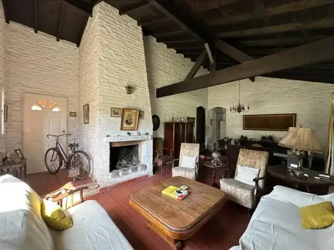 Casa 3 Dormitorios, Galería y Jardín Country Club Champagnat