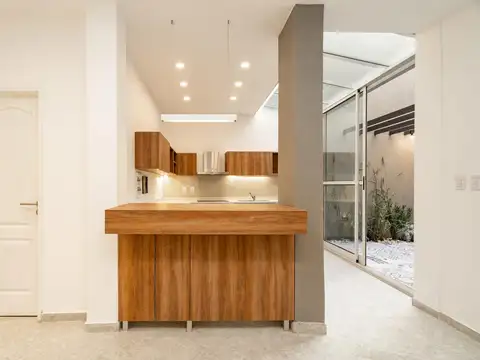 Depto Tipo Casa en Venta de 3 ambientes