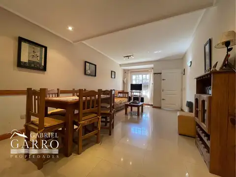 Casa 3 ambientes con 2 baños