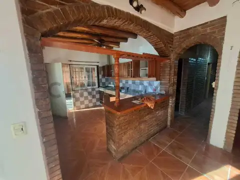 ¡Casa en alquiler en Rodeo de la Cruz!
