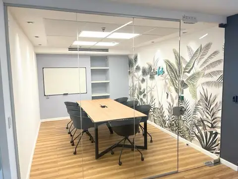 Excelente oficina totalmente instalada. Precio con expensas incluídas.