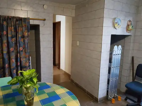 Depto Tipo Casa en Venta con 1 cocheras