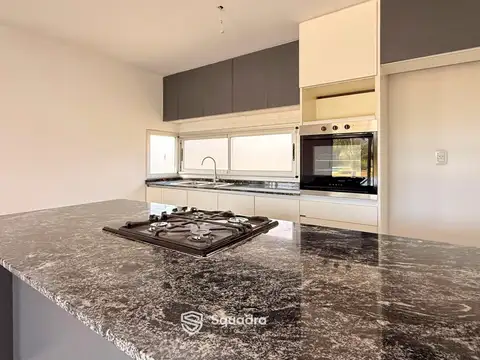 Casa en Alquiler A Estrenar