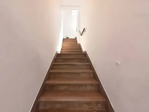 Depto Tipo Casa en Venta en Monserrat, USD 120.000