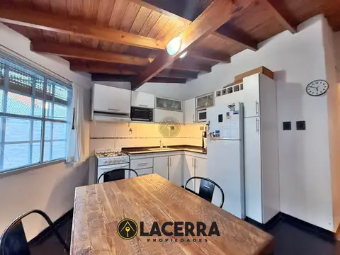 Casa 4 ambientes con patio y garage APTO CREDITO