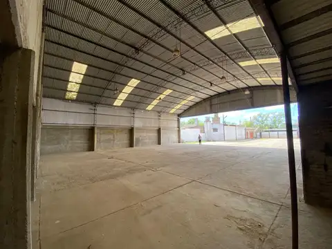 Depósito en Longchamps