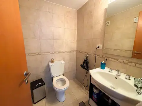 Departamento 5 ambientes con 2 baños