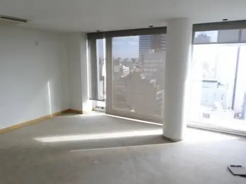 Oficina en Venta con 5 cocheras
