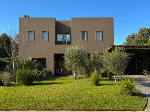 Casa en Venta al Noroeste